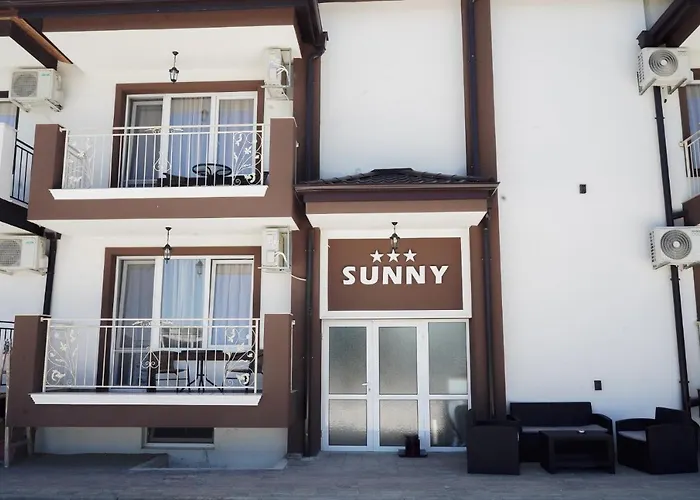 Sunny Apartment *